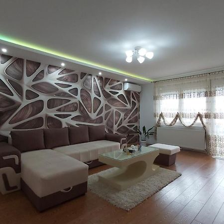 ParaćinExclusive公寓 外观 照片