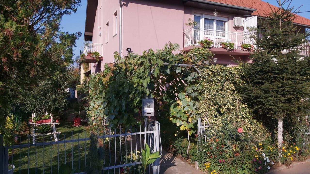 ParaćinExclusive公寓 外观 照片